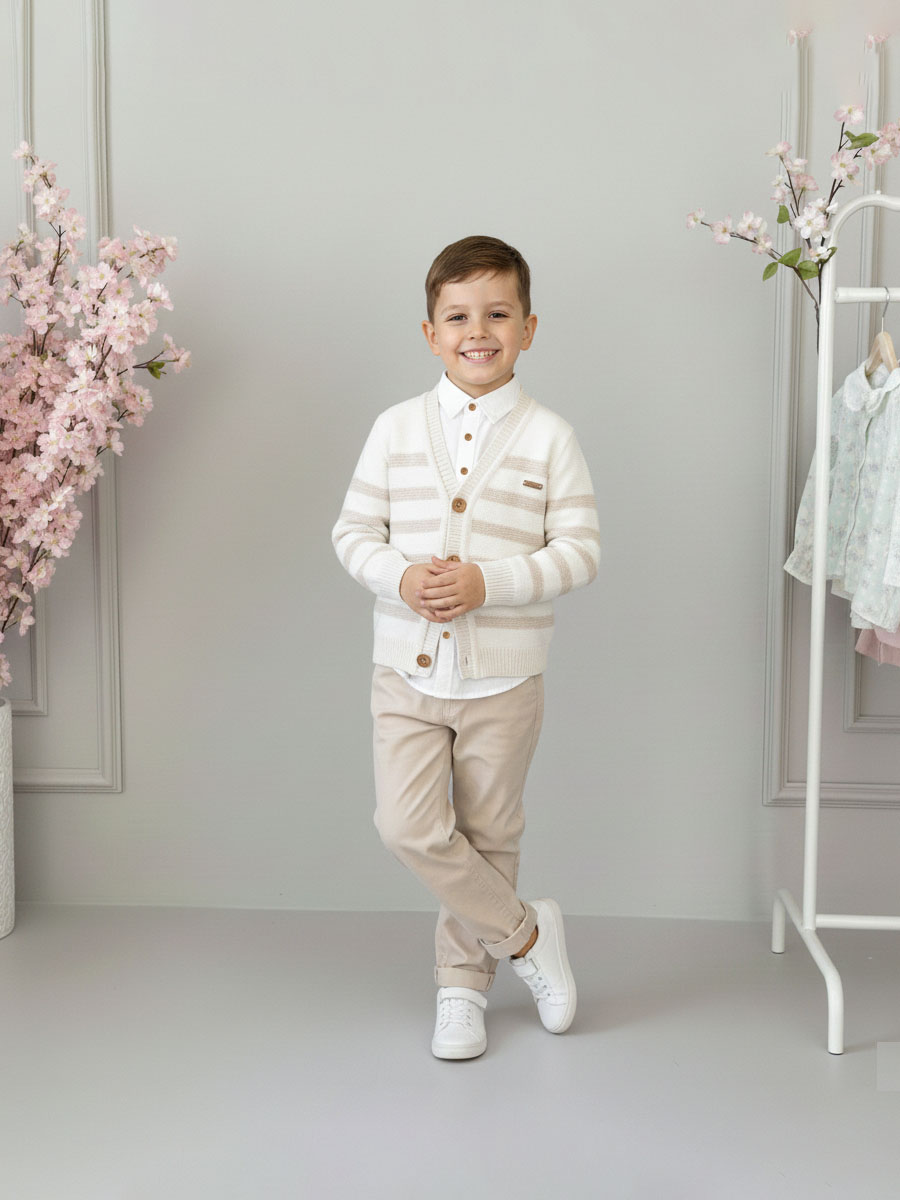 Soft Bej Çizgili Takım | Image Not Found